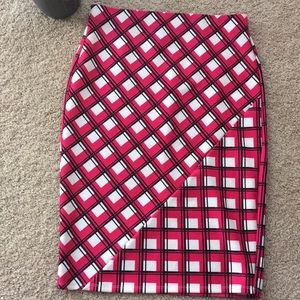 High Waisted Checkered Pencil Skirt